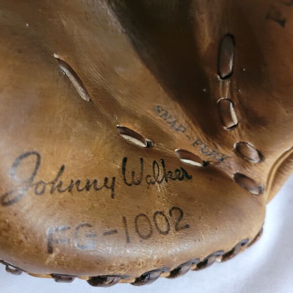 Johnny Walker GX5 Pro Design Model RHT Baseball Glove - Picture 4 of 9